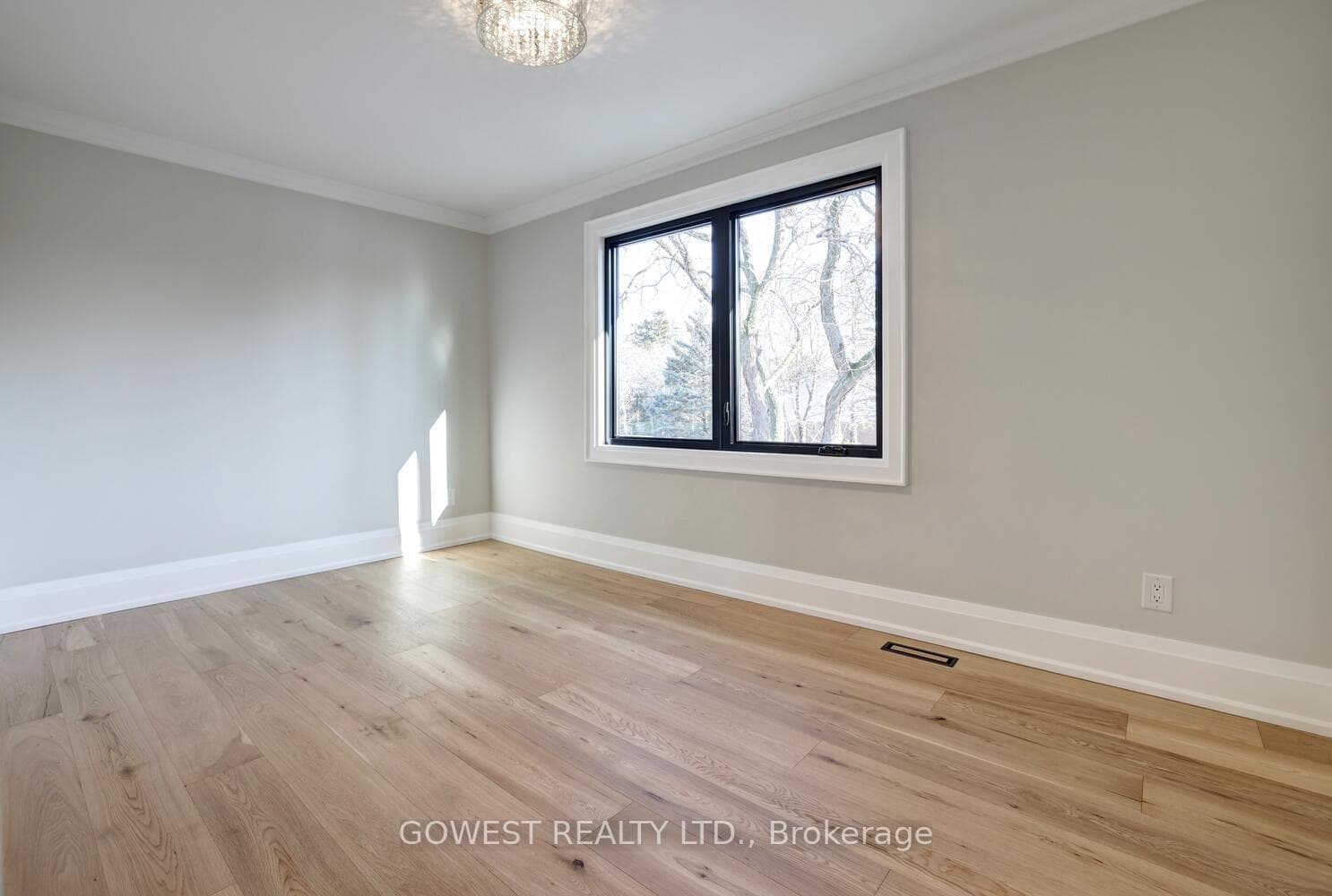 981 Valdese Drive - Detached photo 36 of 50 in Mississauga, Ontario