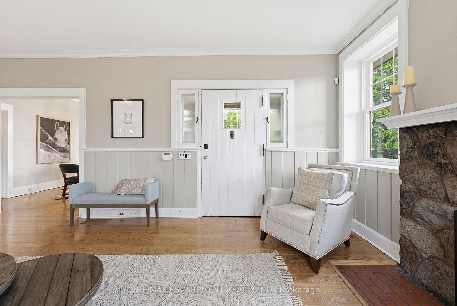 3083 LAKESHORE Road - Detached photo 5 of 50 in Burlington, Ontario