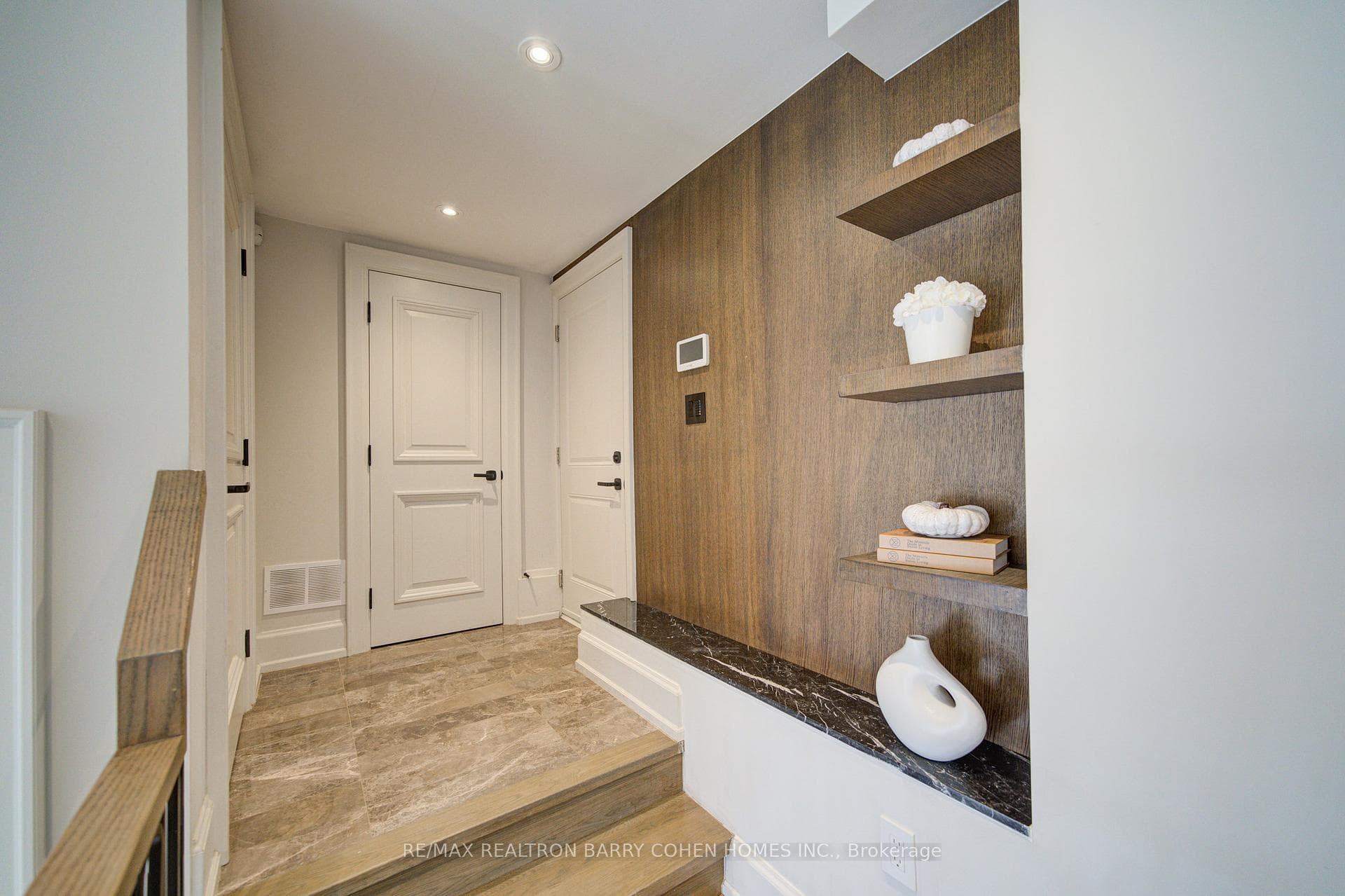 15 Ames Circle - Detached photo 48 of 50 in Don Mills / Parkwoods / Victoria Village, Ontario