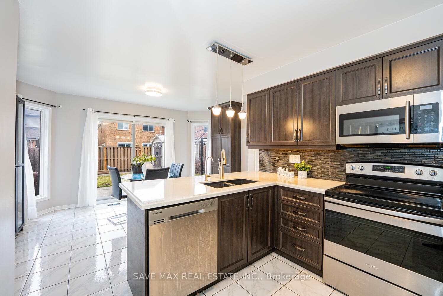 30 Adirondack Crescent - Detached photo 14 of 50 in Brampton, Ontario
