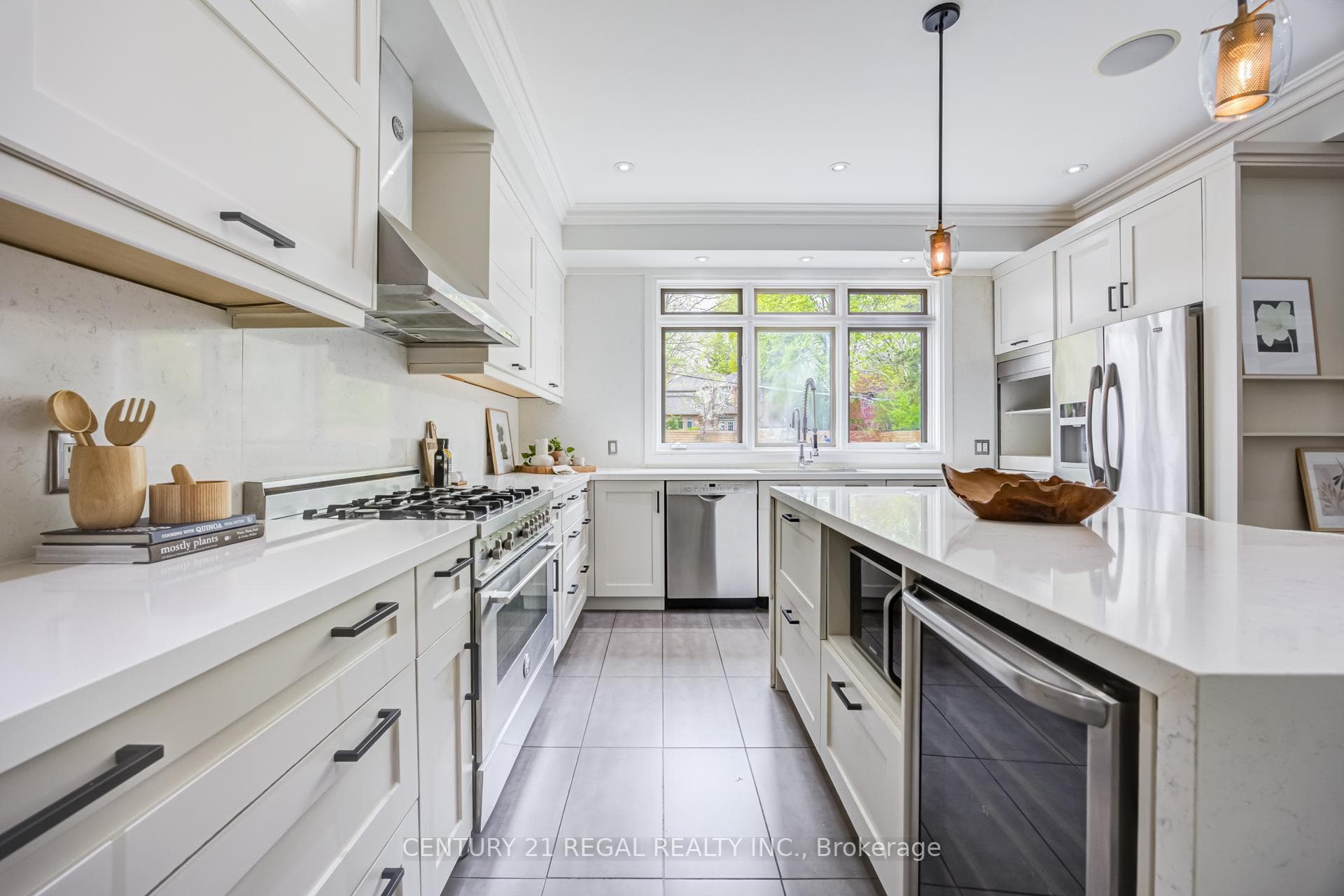 38 Mattice Road - Detached photo 14 of 50 in Etobicoke (Islington / Rexdale), Ontario
