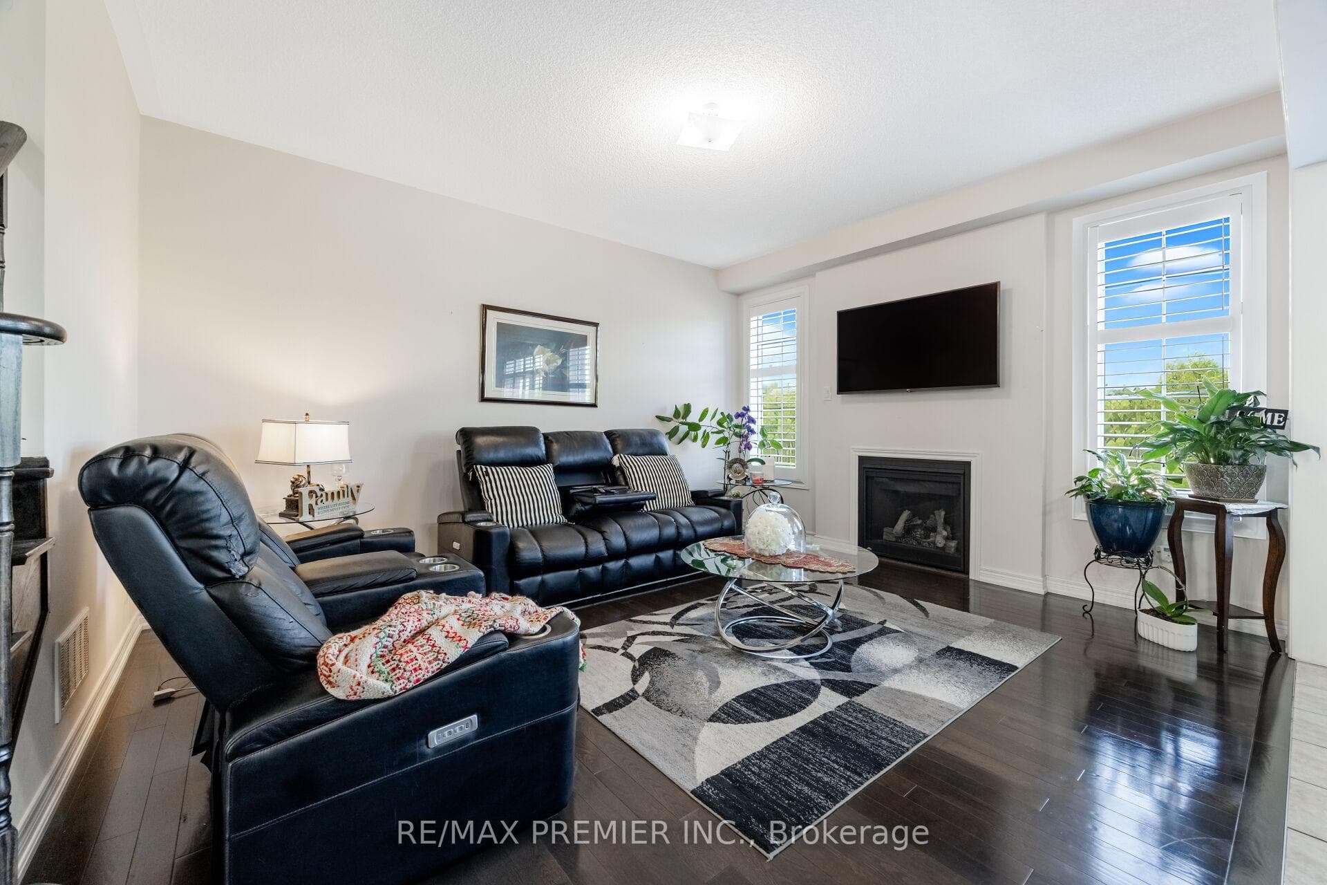 85 Kimborough Hollow - Semi-Detached photo 12 of 50 in Brampton, Ontario