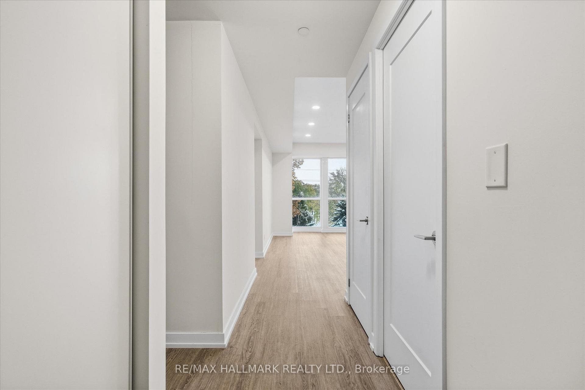 1350 Kingston Road Unit 310 - Condo photo 8 of 30 in Birch Cliff / Cliffside, Ontario