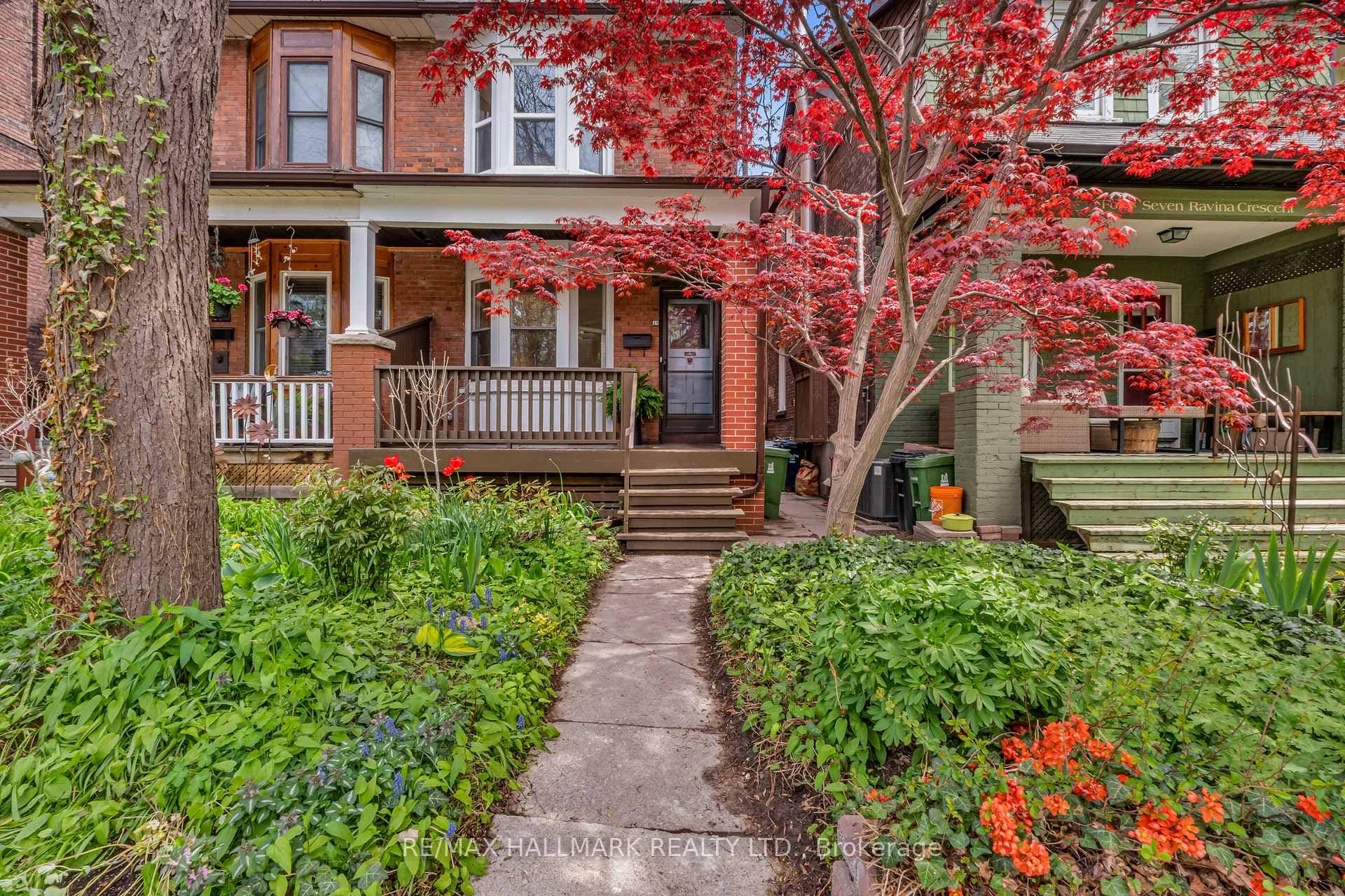 49 Ravina Crescent - Semi-Detached photo 2 of 47 in Riverdale / Leslieville, Ontario