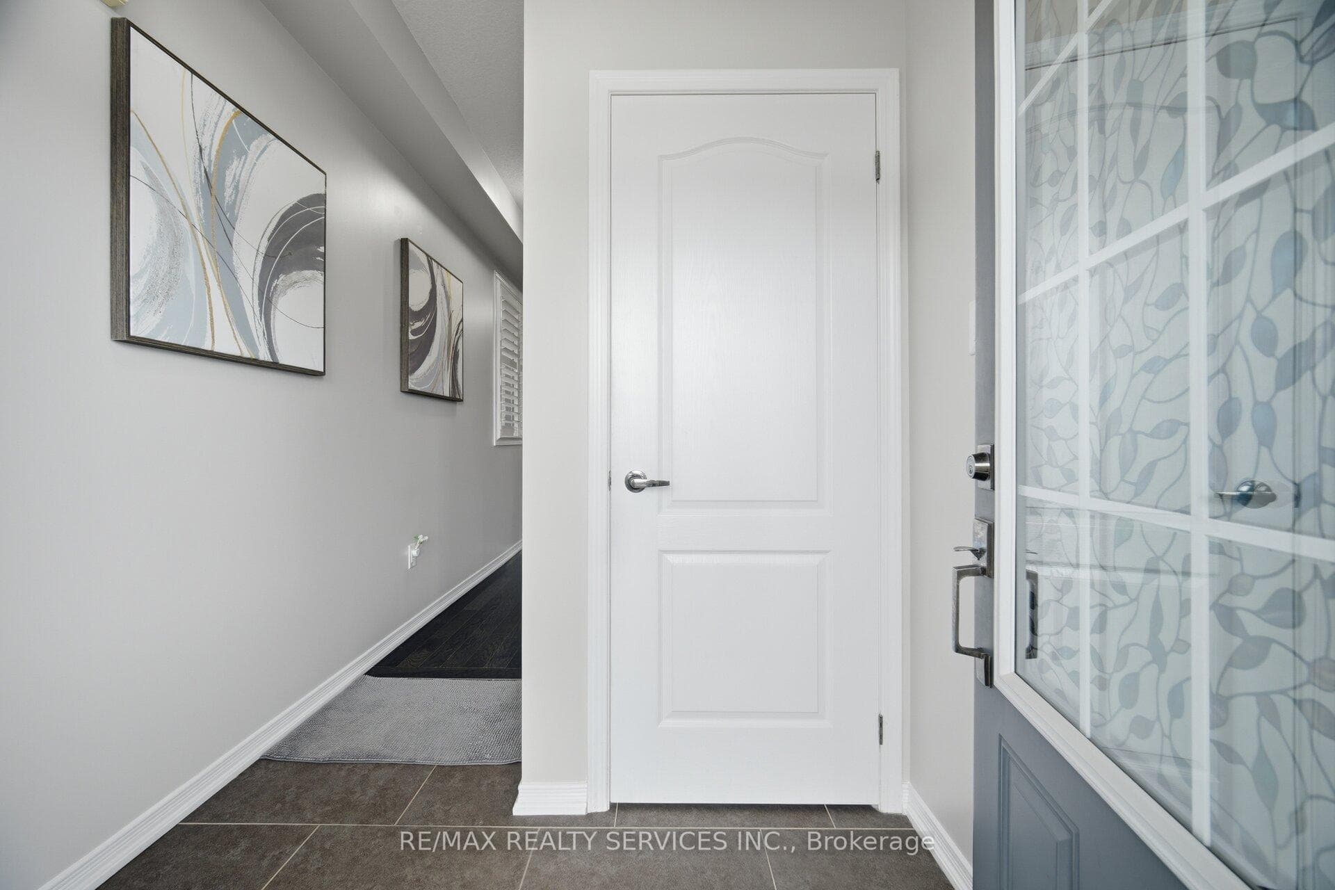 25 Baffin Crescent - Semi-Detached photo 8 of 50 in Brampton, Ontario