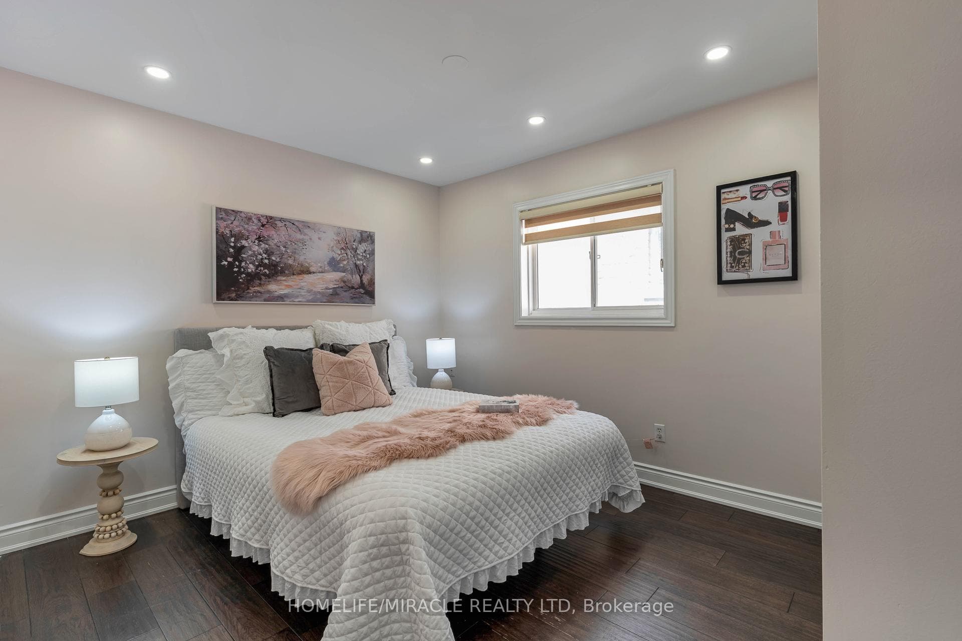 2343 Falling Green Drive - Detached photo 21 of 50 in Oakville, Ontario
