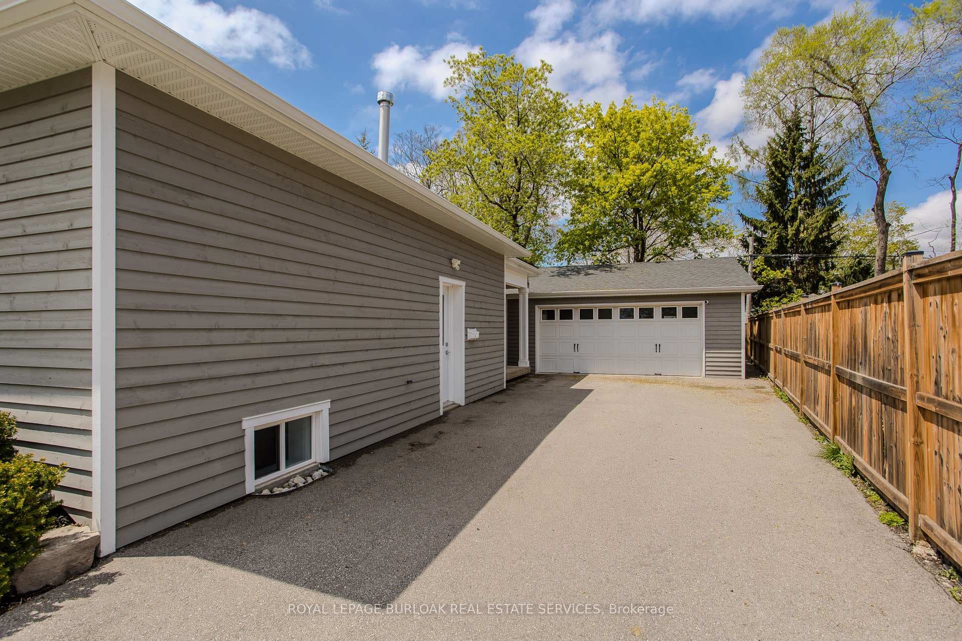5411 Cornwall Crescent - Detached photo 29 of 34 in Burlington, Ontario