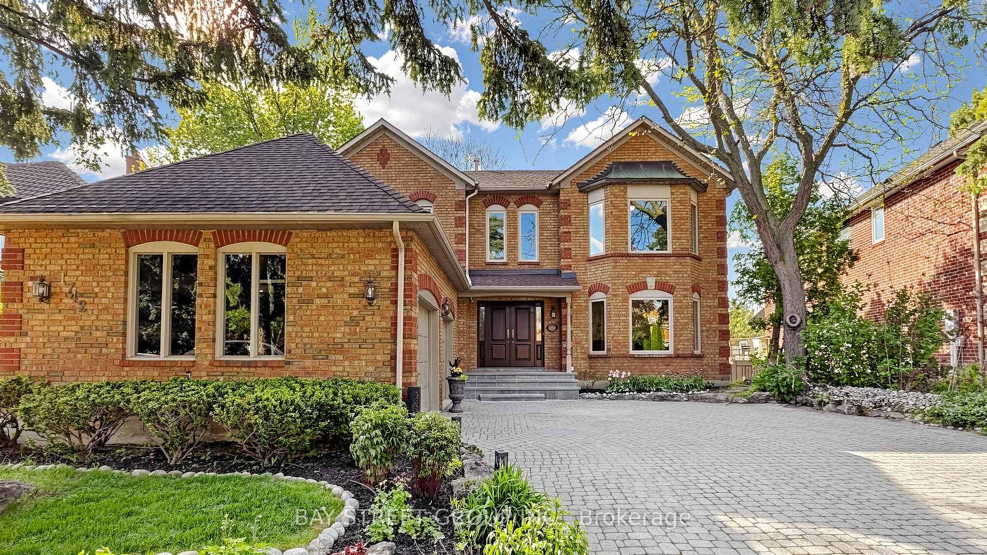 1742 Sir Monty's Drive - Detached photo 1 of 43 in Mississauga, Ontario