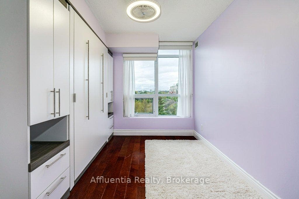 120 Dallimore Circle Unit 408 - Condo photo 5 of 38 in Don Mills / Parkwoods / Victoria Village, Ontario