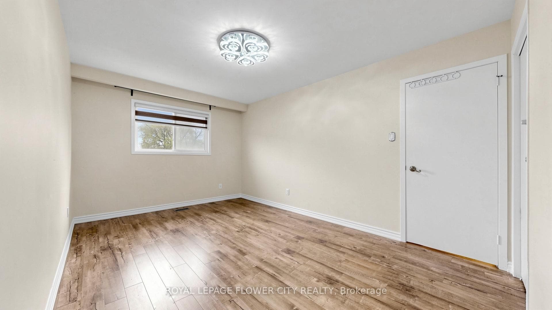 307 Royal Salisbury Way - Semi-Detached photo 15 of 48 in Brampton, Ontario