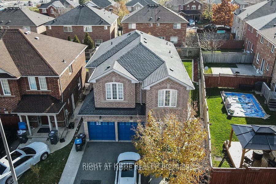 3 SILVERBELL Court - Detached for sale in Castlemore, Ontario