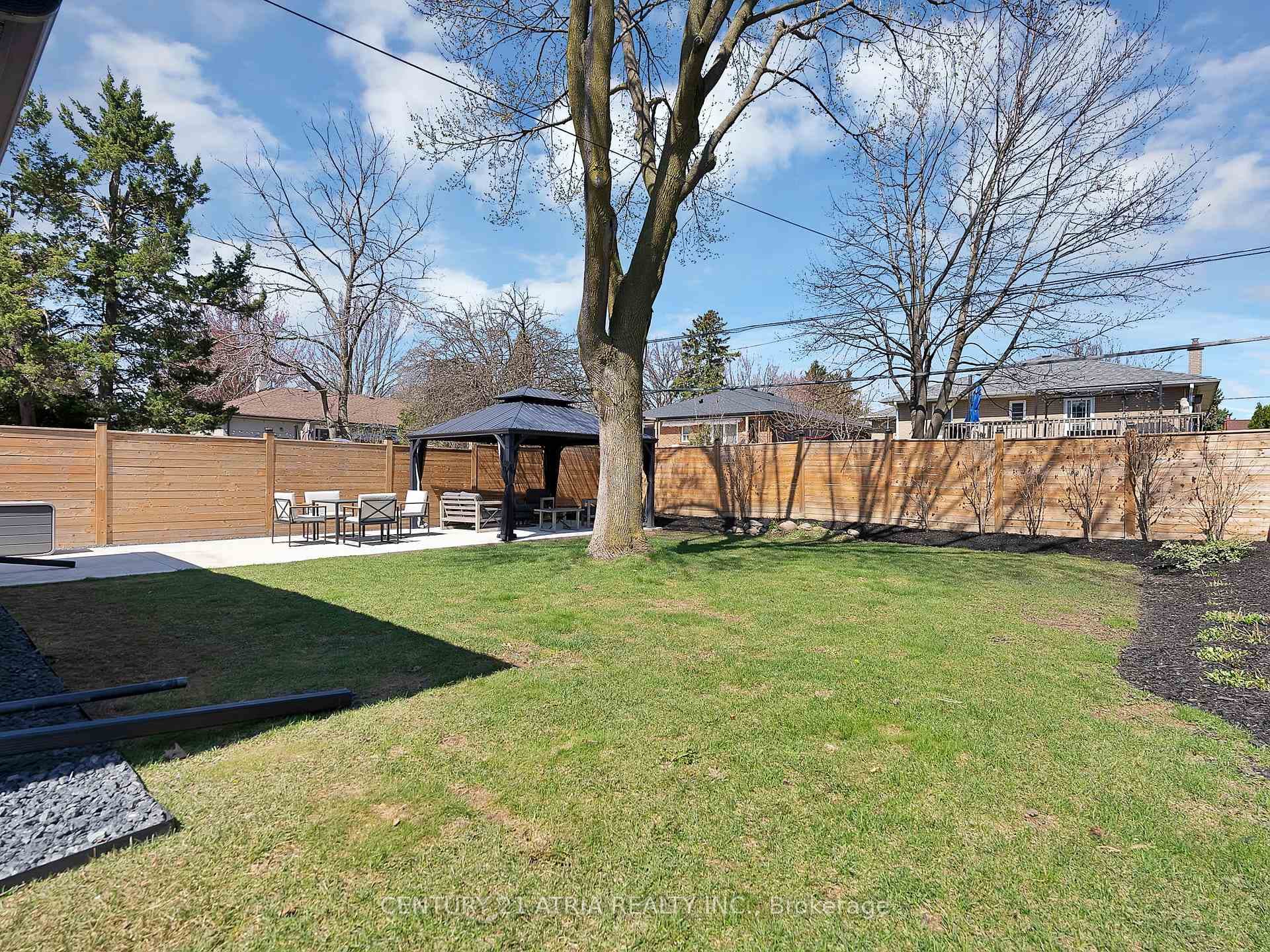 10 Dunrobin Drive - Detached photo 31 of 40 in Etobicoke (Islington / Rexdale), Ontario