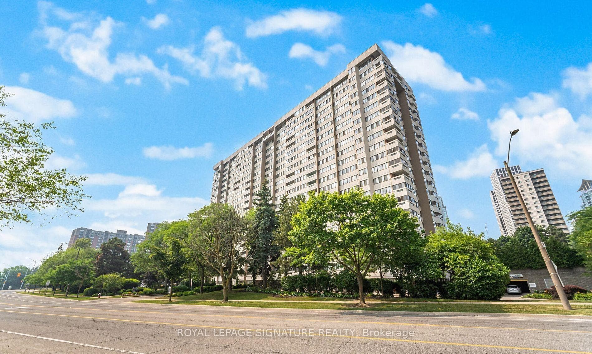 1580 Mississauga Valley Boulevard Unit 906 - Condo photo 1 of 30 in Mississauga, Ontario