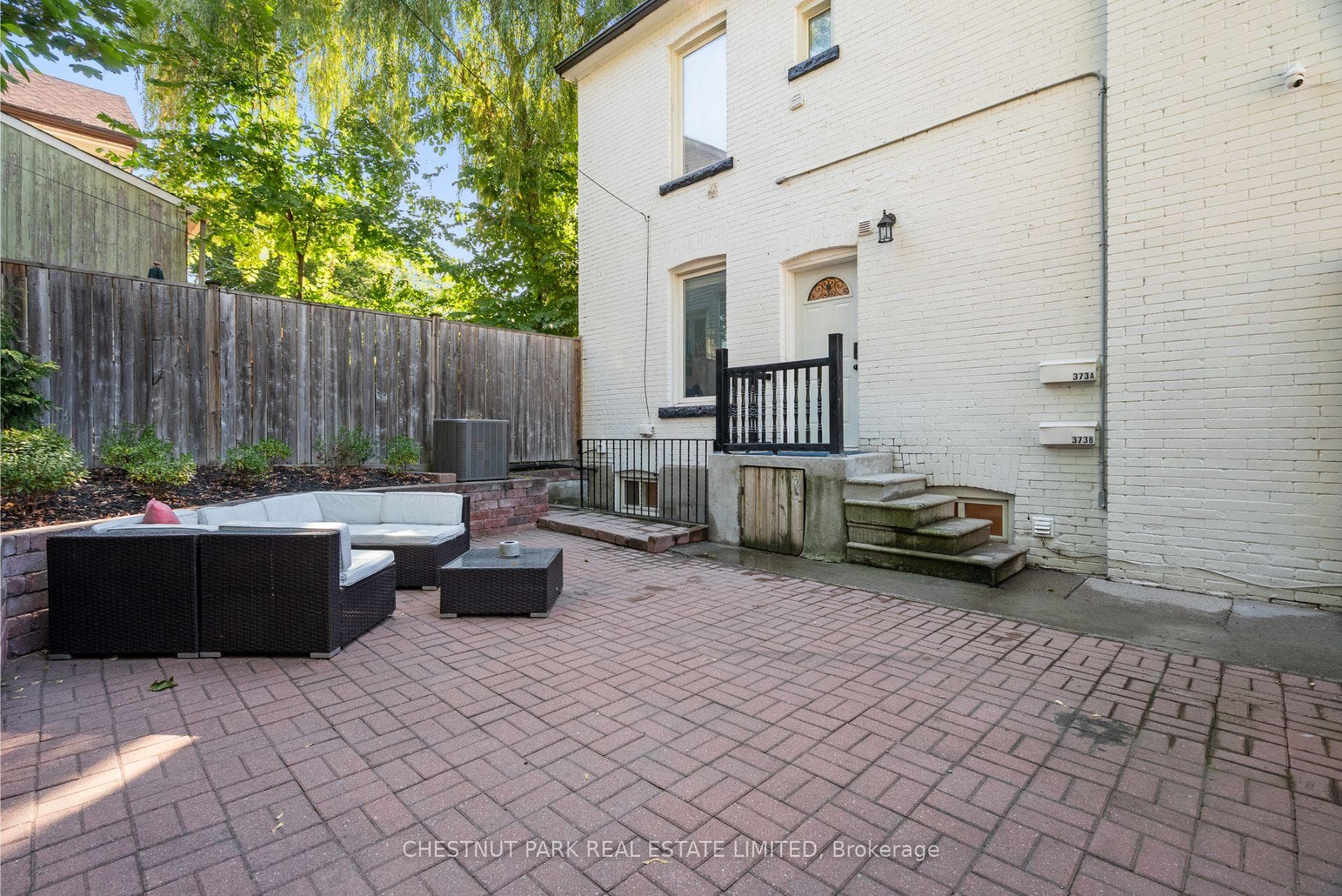371 Howland Avenue - Multi-Family photo 17 of 41 in Annex / Yorkville / Summerhill, Ontario