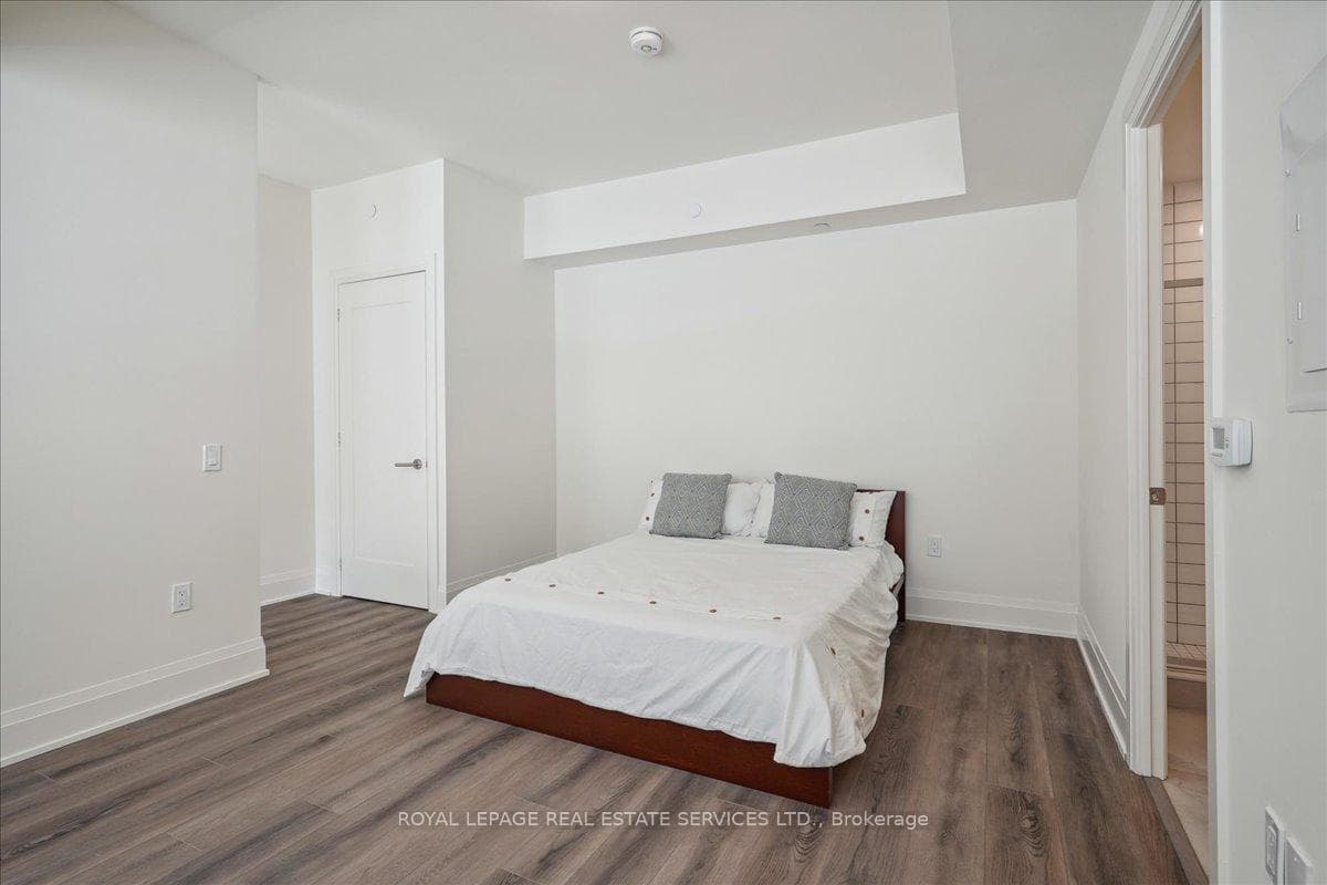 509 Dundas Street Unit 103 - Condo photo 13 of 40 in Oakville, Ontario