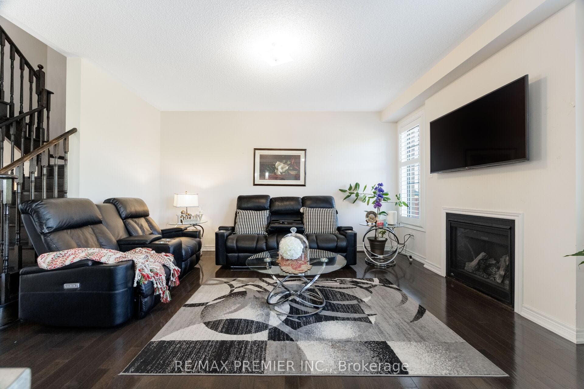 85 Kimborough Hollow - Semi-Detached photo 13 of 50 in Brampton, Ontario