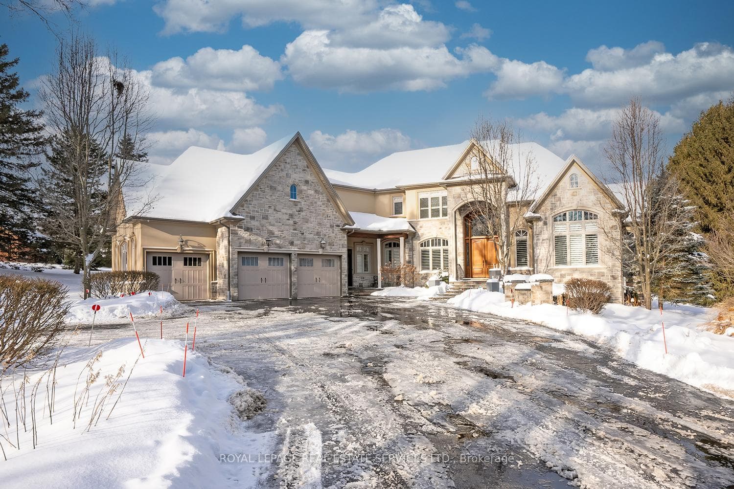 2319 Kilbride Street - home for sale in Burlington, Ontario