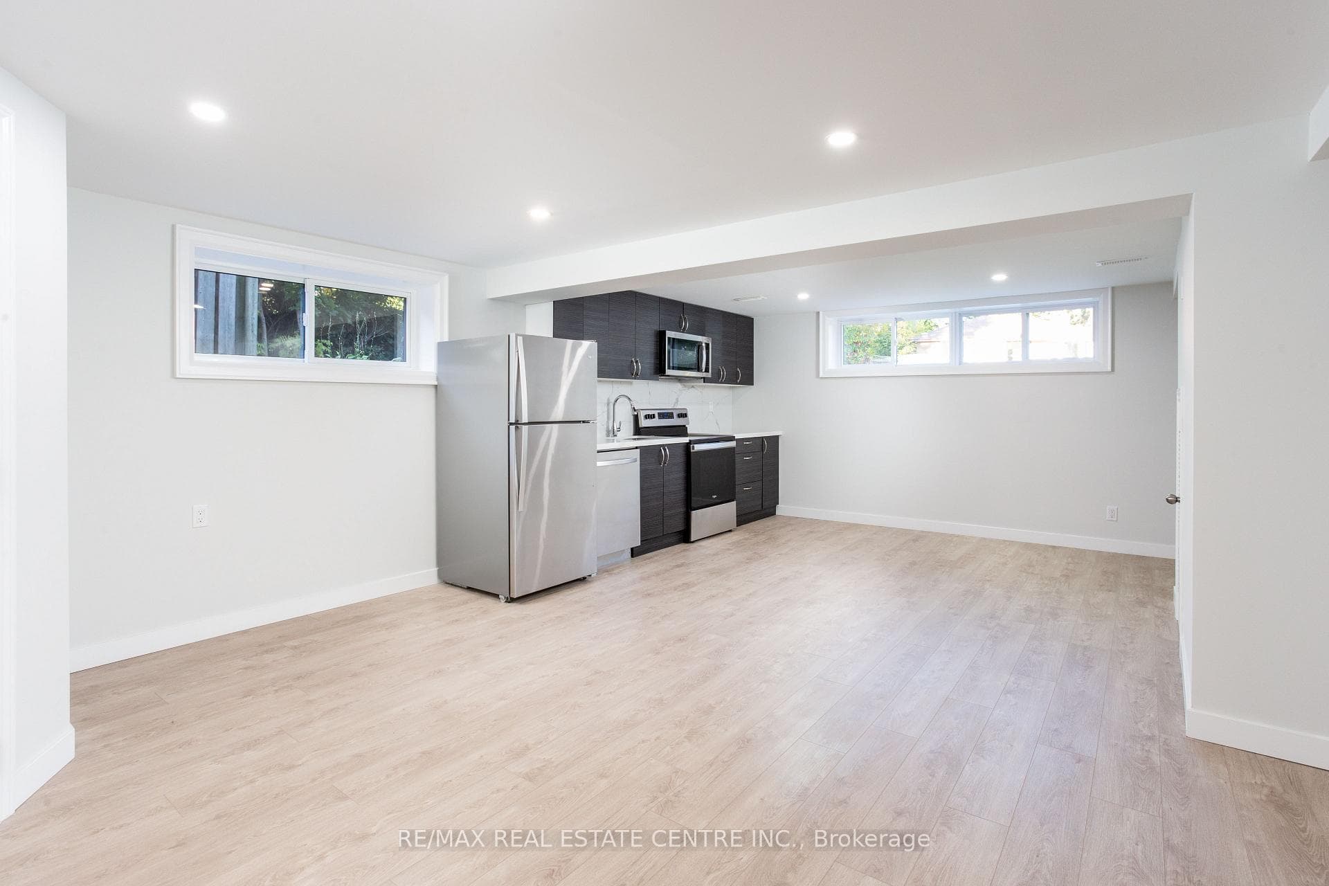446 Willis Drive - Detached photo 23 of 35 in Oakville, Ontario