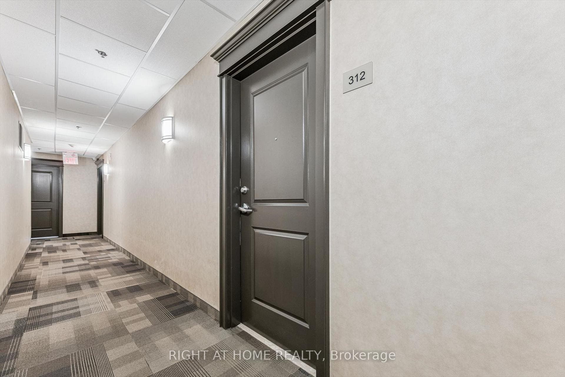 5317 Upper Middle Road Unit 312 - Condo photo 4 of 26 in Burlington, Ontario