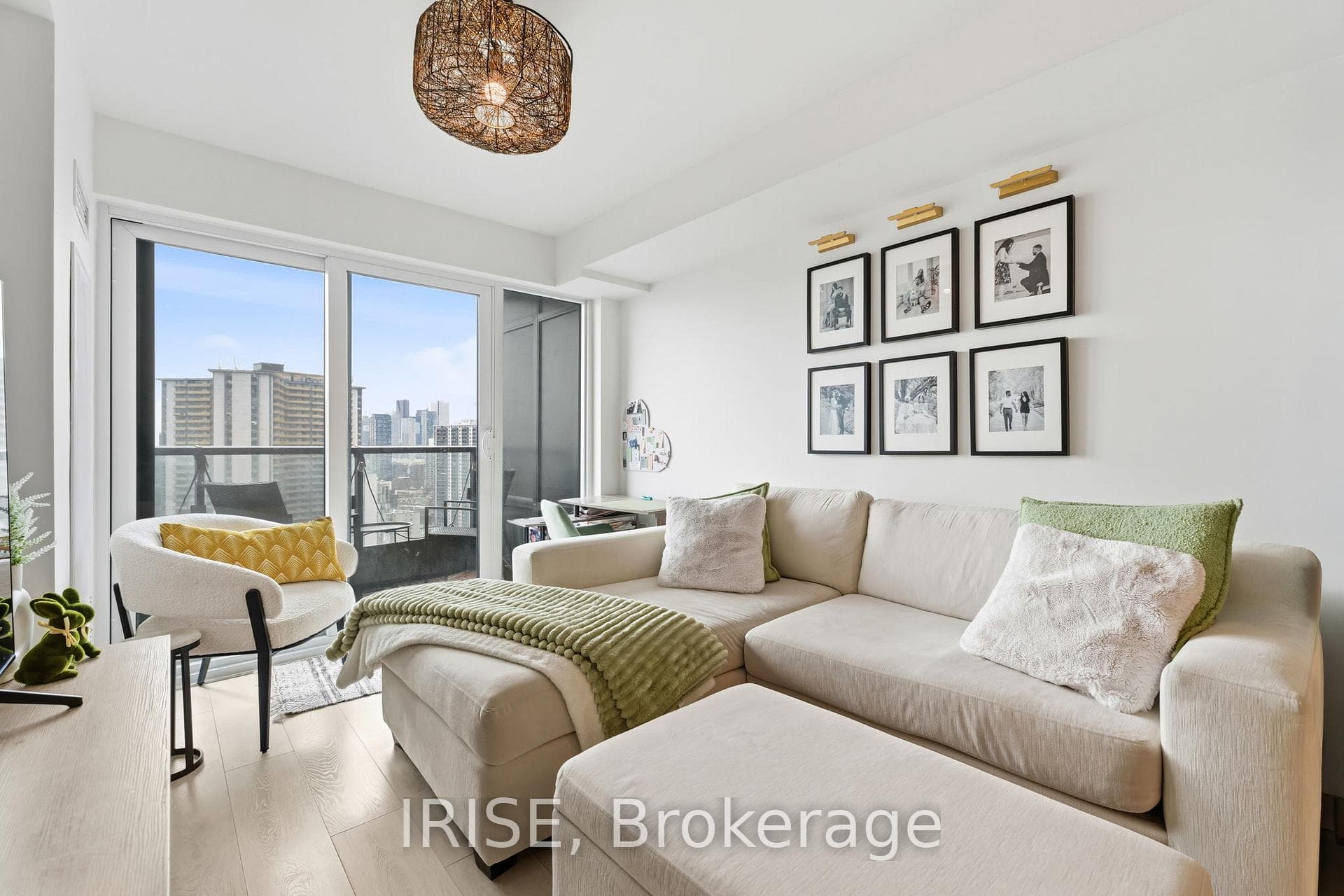 585 Bloor St N/A Unit 2019 - Condo photo 9 of 22 in Regent Park / Cabbagetown / St. James Town, Ontario