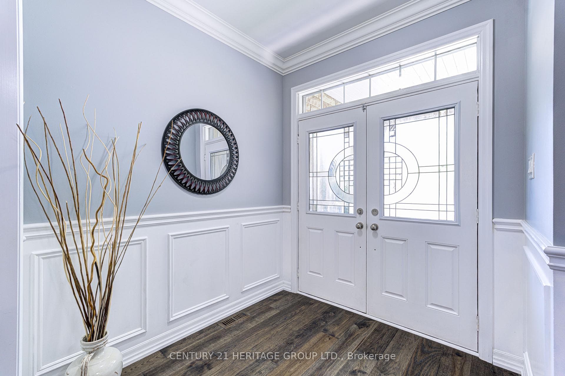1406 Marshall Crescent - Detached photo 4 of 50 in Milton, Ontario