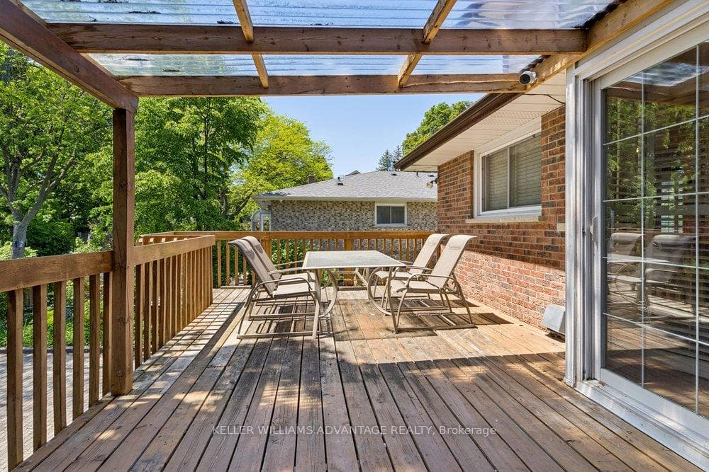 2192 Castlestone Court - Detached photo 19 of 50 in Mississauga, Ontario