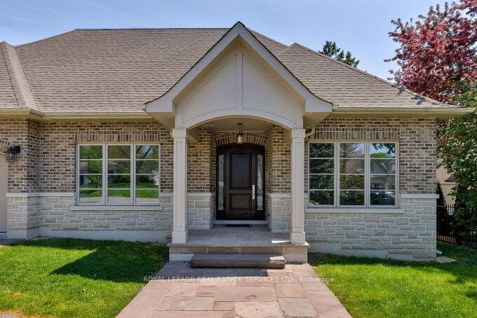 47 Twyford Road - Detached photo 2 of 48 in Etobicoke (Islington / Rexdale), Ontario