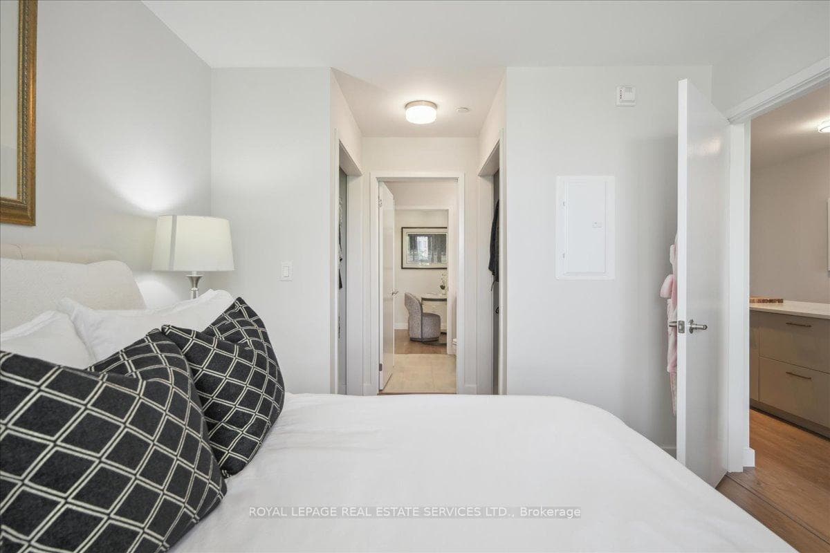 168 Sabina Drive Unit 211 - Condo photo 33 of 41 in Oakville, Ontario