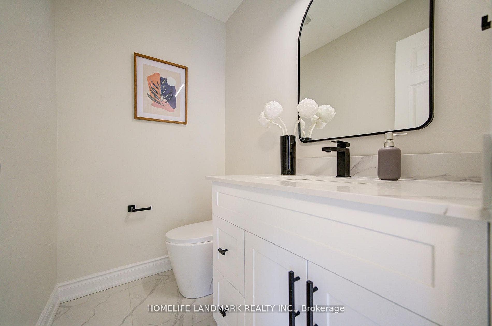 1111 Deer Run - Detached photo 11 of 29 in Mississauga, Ontario