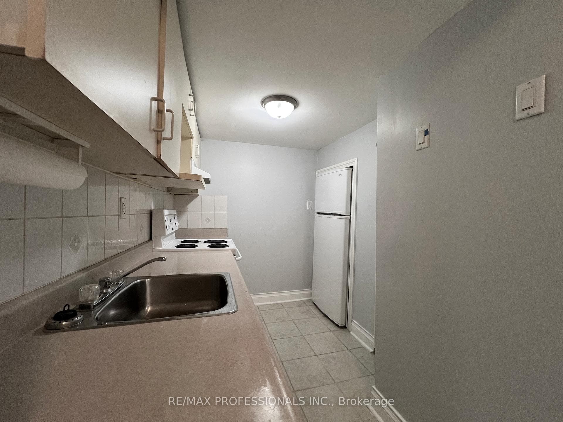 110 Springview Drive - Detached photo 25 of 40 in Brampton, Ontario