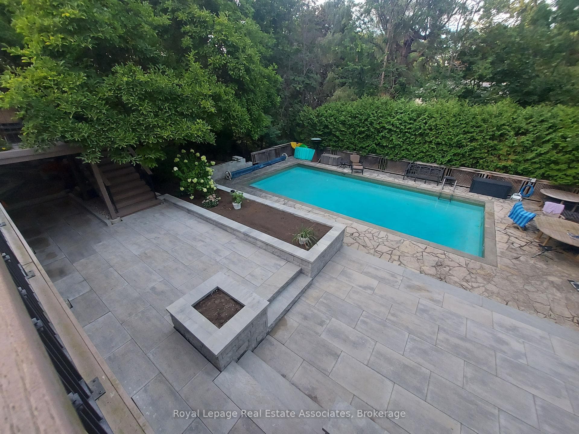 1561 Pinetree Crescent - Detached photo 34 of 42 in Mississauga, Ontario