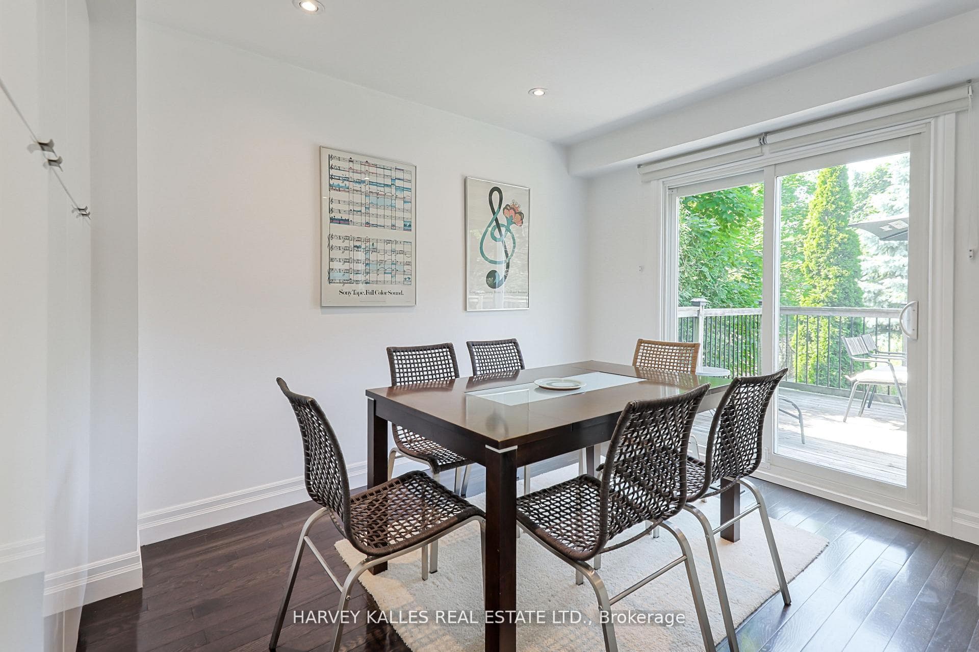 1050 Lindsay Drive - Townhouse photo 14 of 40 in Oakville, Ontario