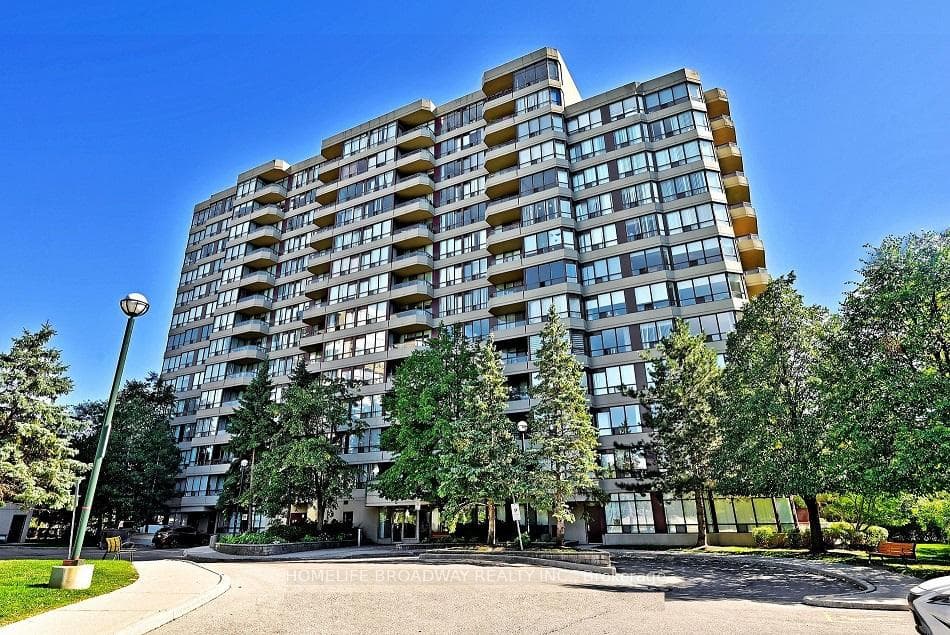 91 Townsgate Drive Unit 805 - home for sale in Vaughan, Ontario