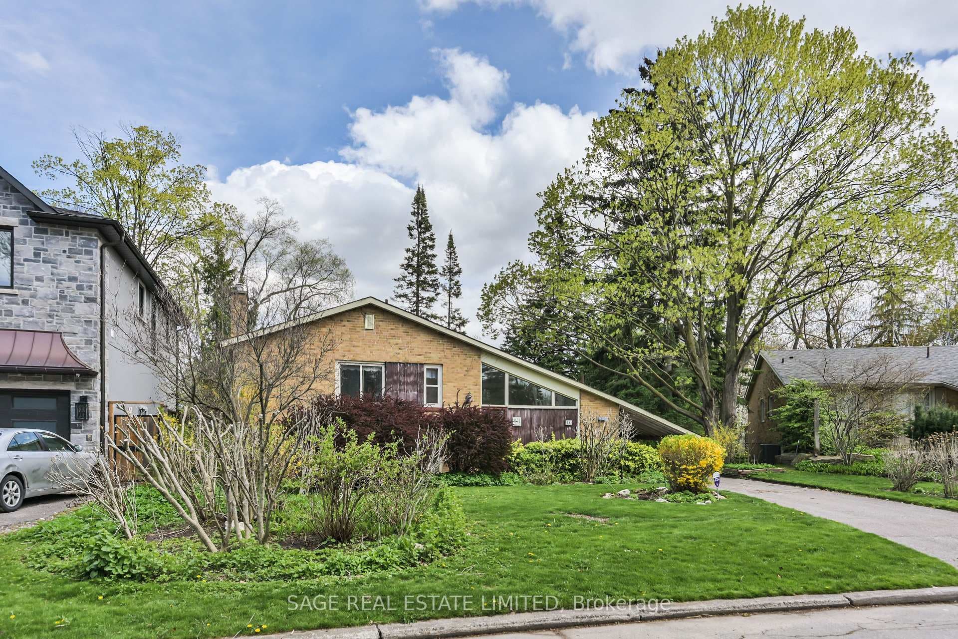 56 Grangemill Crescent - Detached photo 4 of 35 in Don Mills / Parkwoods / Victoria Village, Ontario