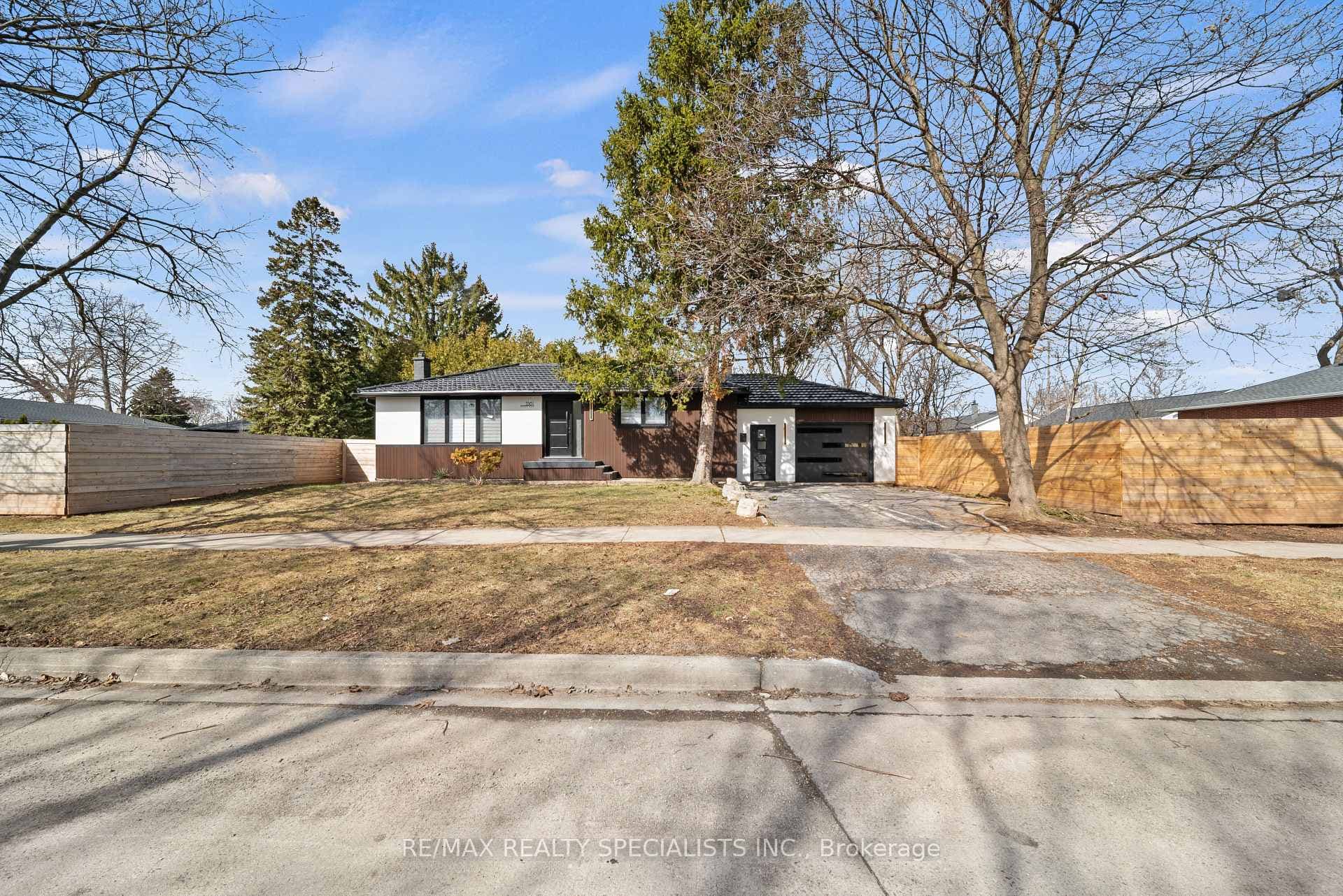 5361 Bromley Road - Detached for sale in Brant Hills, Ontario