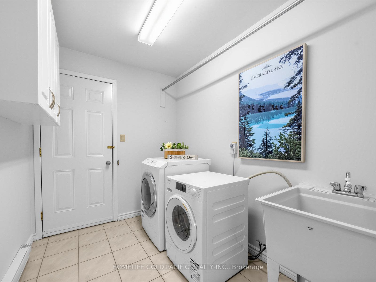 10 O'Shea Crescent - Detached photo 16 of 42 in Hillcrest Village / Bayview Village, Ontario