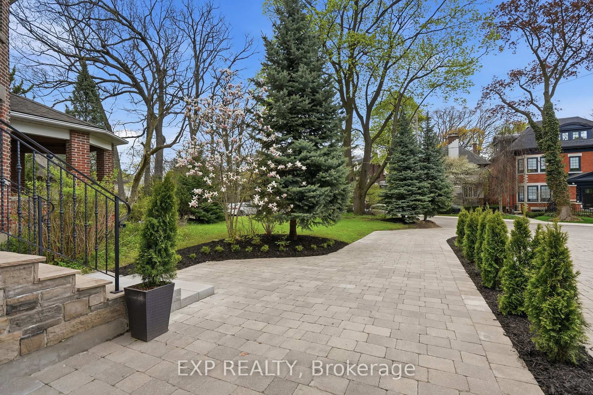 177A Lyndhurst Avenue - Detached photo 2 of 38 in Annex / Yorkville / Summerhill, Ontario