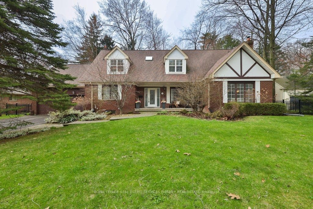 1244 Woodland Avenue - Detached photo 2 of 46 in Mississauga, Ontario