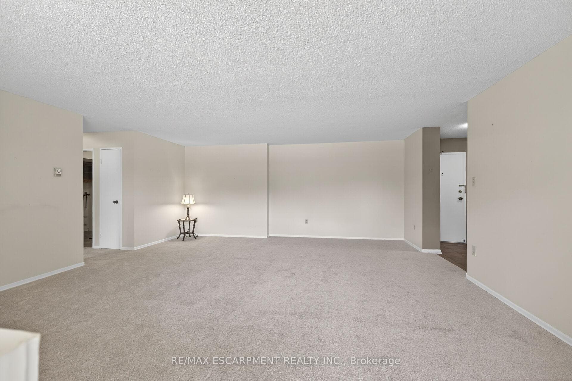 700 Dynes Road Unit 101 - Condo photo 7 of 48 in Burlington, Ontario