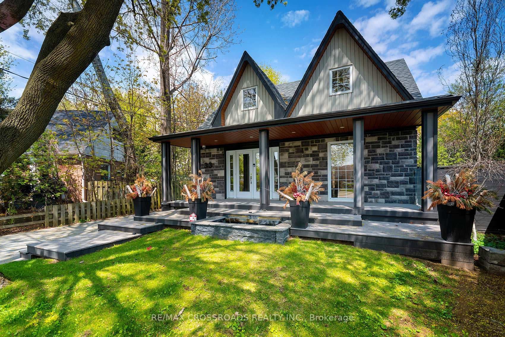 33 Norfolk Avenue - Detached photo 3 of 50 in Liberty Village / Parkdale / South Parkdale, Ontario