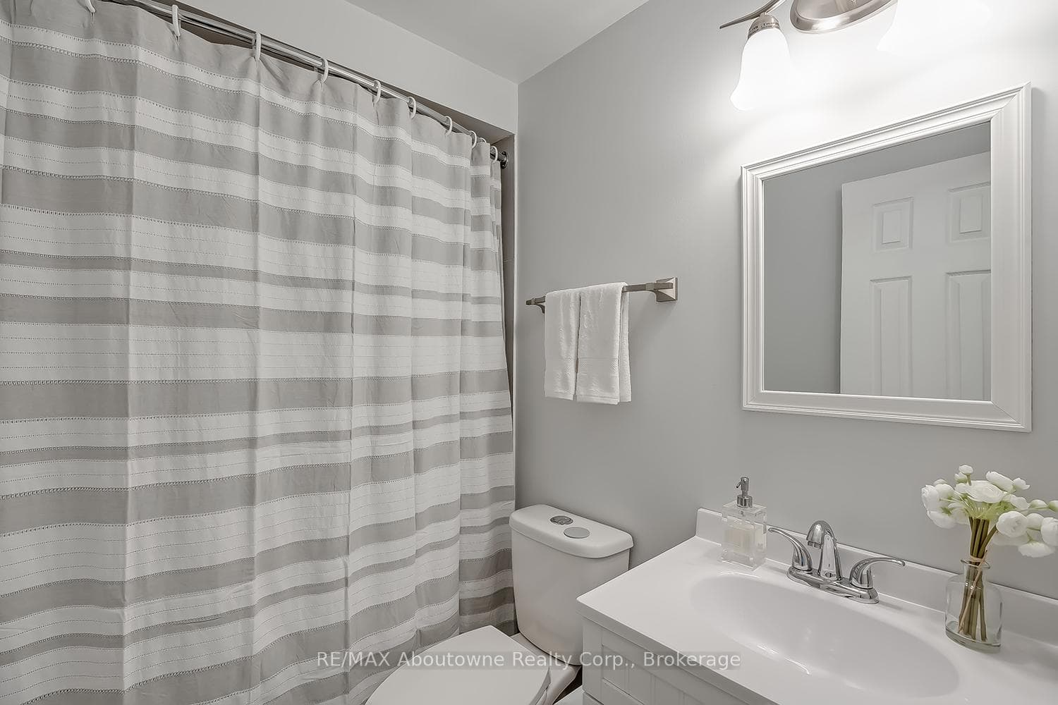 2470 Headon Forest Drive Unit 41 - Condo photo 29 of 42 in Burlington, Ontario