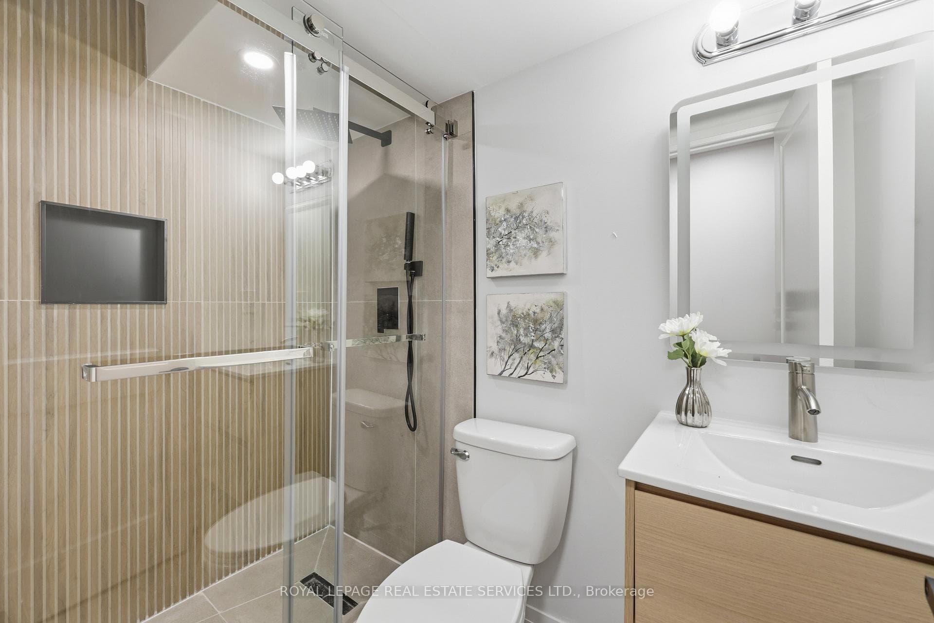1332 Quinpool Court - Detached photo 36 of 47 in Mississauga, Ontario