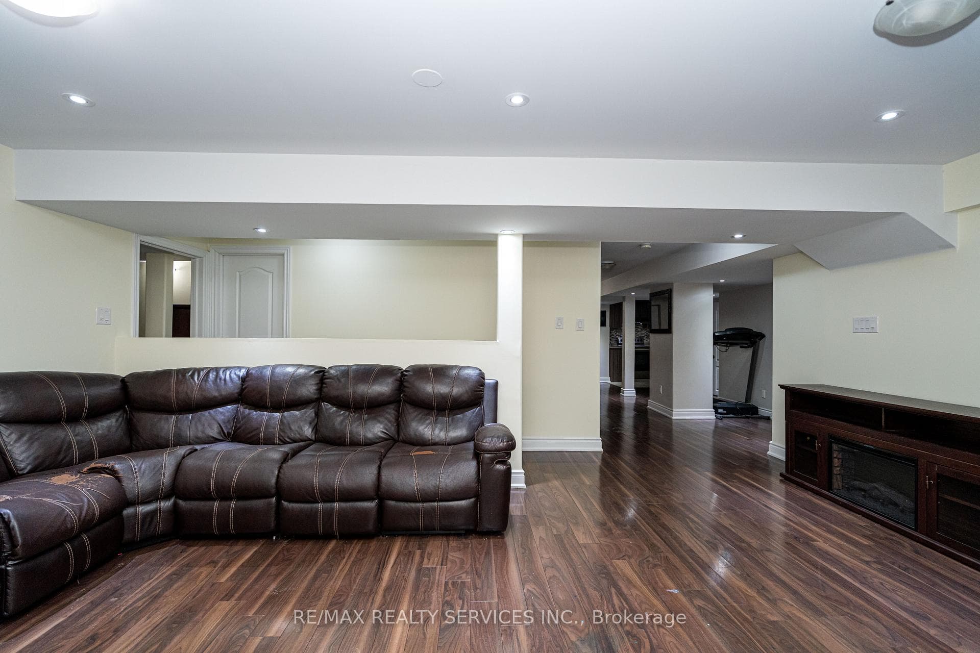 52 Mount Royal Circle - Detached photo 32 of 43 in Brampton, Ontario