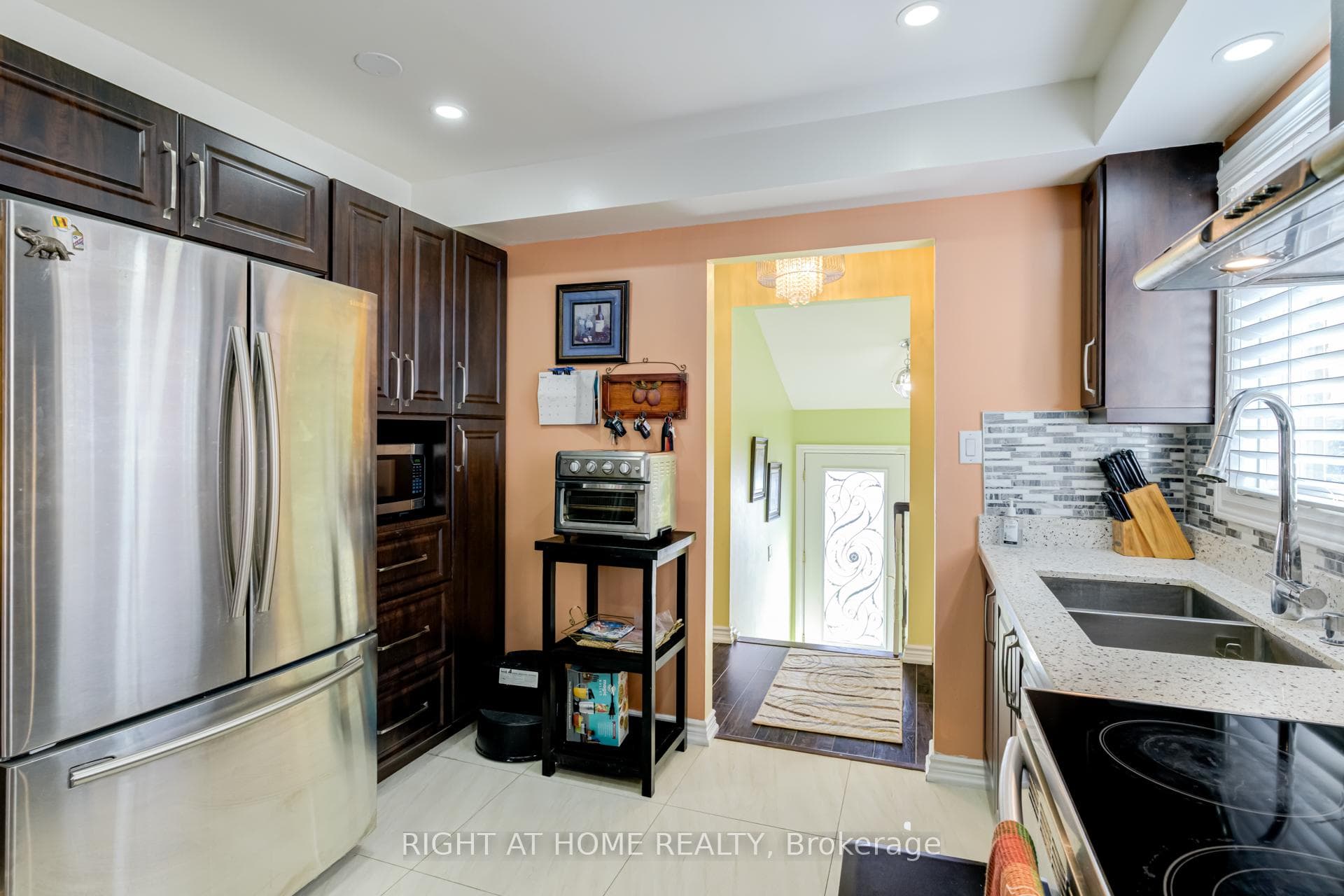 40 Salisbury Circle - Semi-Detached photo 14 of 50 in Brampton, Ontario