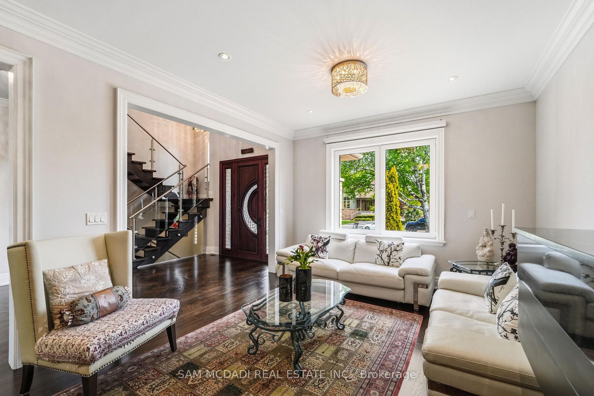 2411 Thorn Lodge Drive - Detached photo 8 of 50 in Mississauga, Ontario