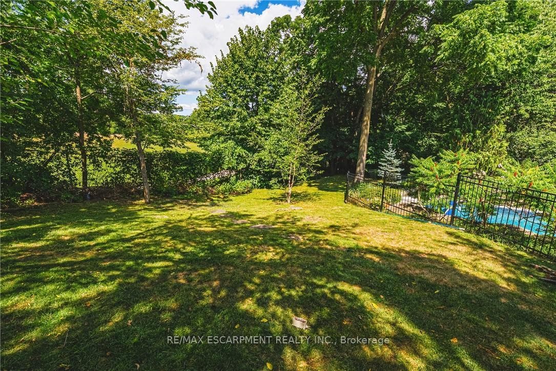 33 Golfview Crescent - Detached photo 46 of 50 in Hamilton, Ontario