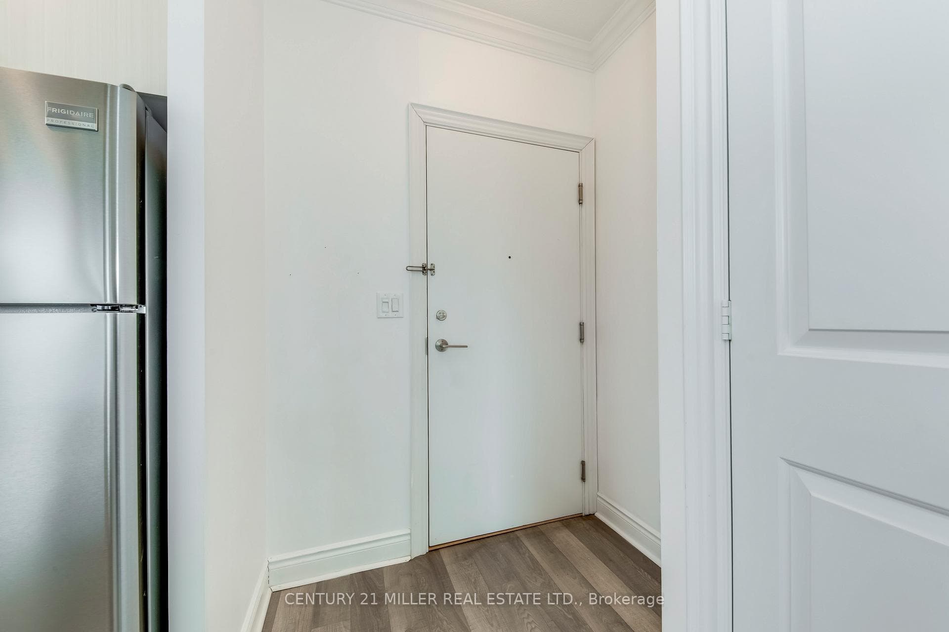 16 Brookers Lane Unit 2002 - Condo photo 20 of 42 in Liberty Village / Parkdale / South Parkdale, Ontario
