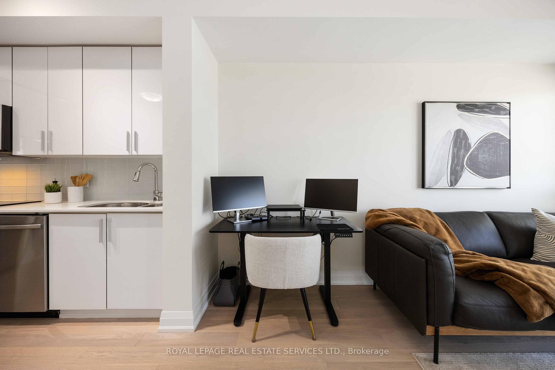 2212 Lake Shore Boulevard Unit 3807 - Condo photo 13 of 44 in Liberty Village / Parkdale / South Parkdale, Ontario
