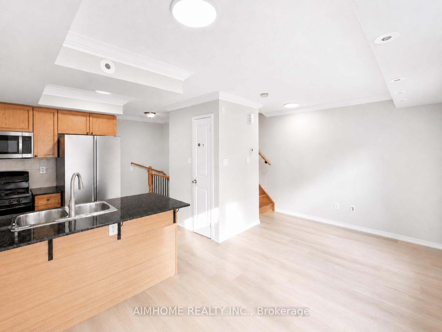 29 Frances Loring Lane Unit 6 - Condo photo 10 of 39 in Riverdale / Leslieville, Ontario
