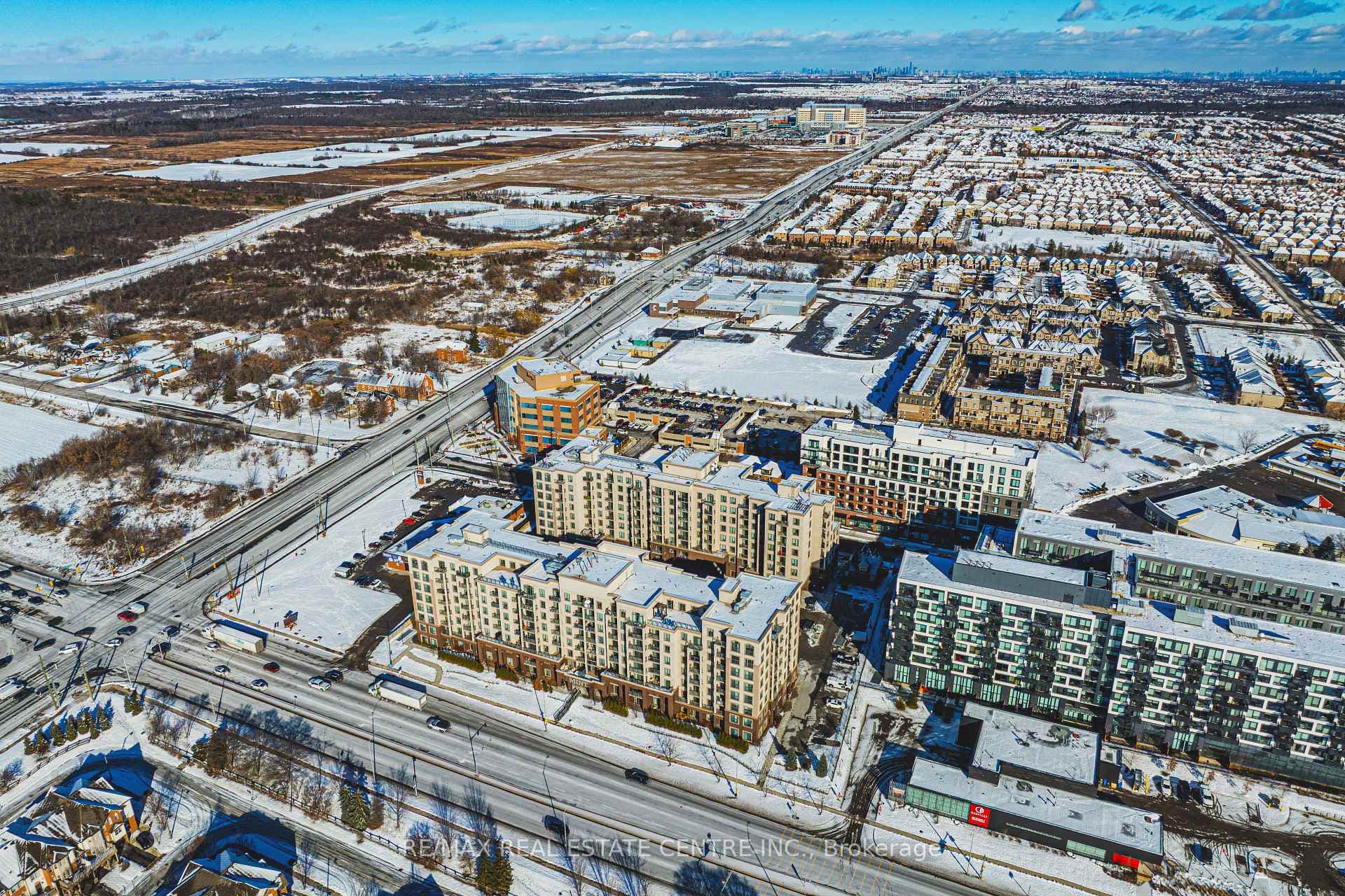 2486 Old Bronte Road Unit 706 - Condo photo 32 of 38 in Oakville, Ontario
